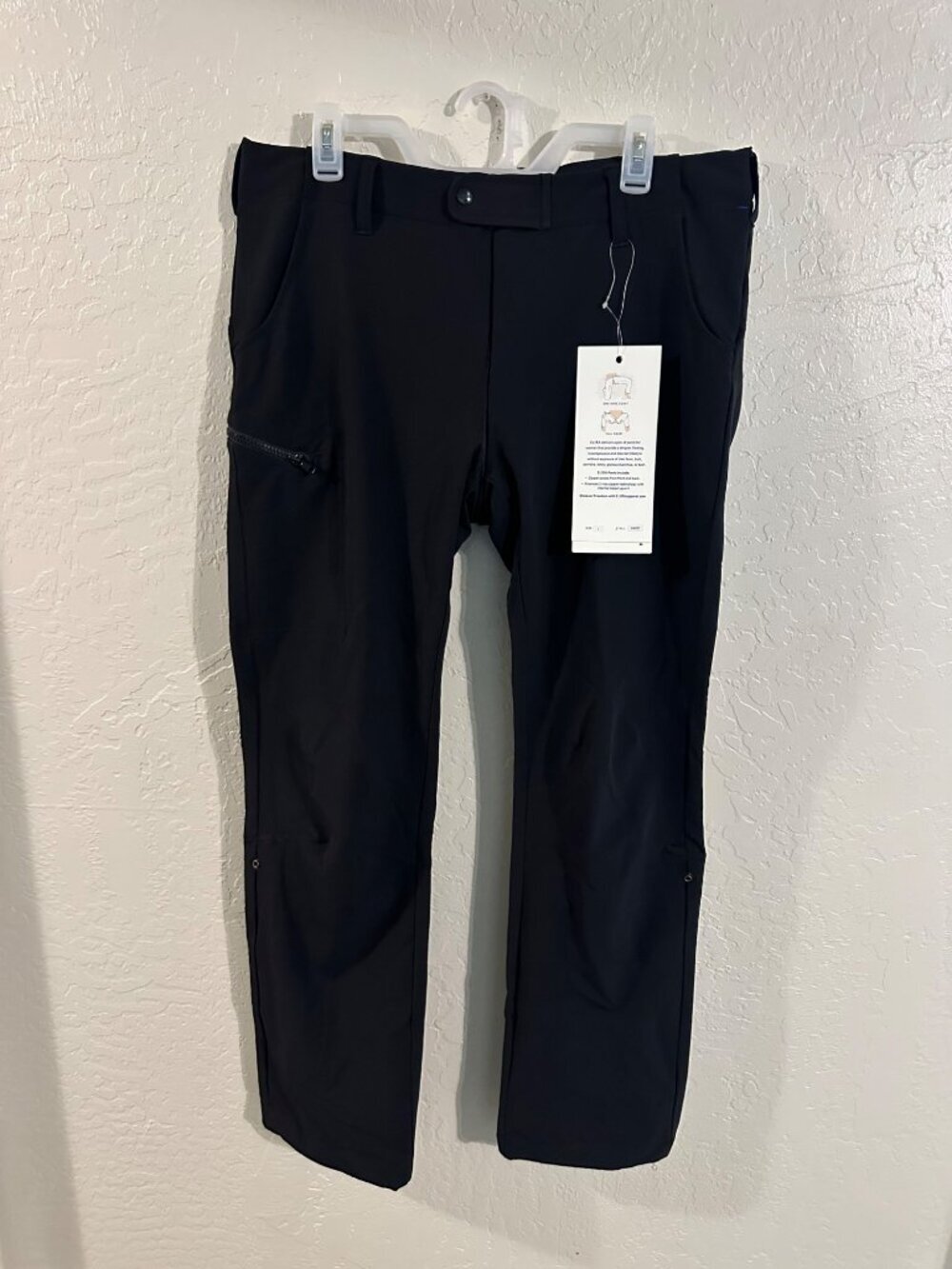 NWT Elira Apparel Pee With Freedom Black Outdoors Camping Adventure Pants